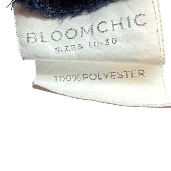 Bloomchic Lightweight Womens Navy Floral Blouse Plus Size 28 Lightweight Flowy - Picture 4 of 4